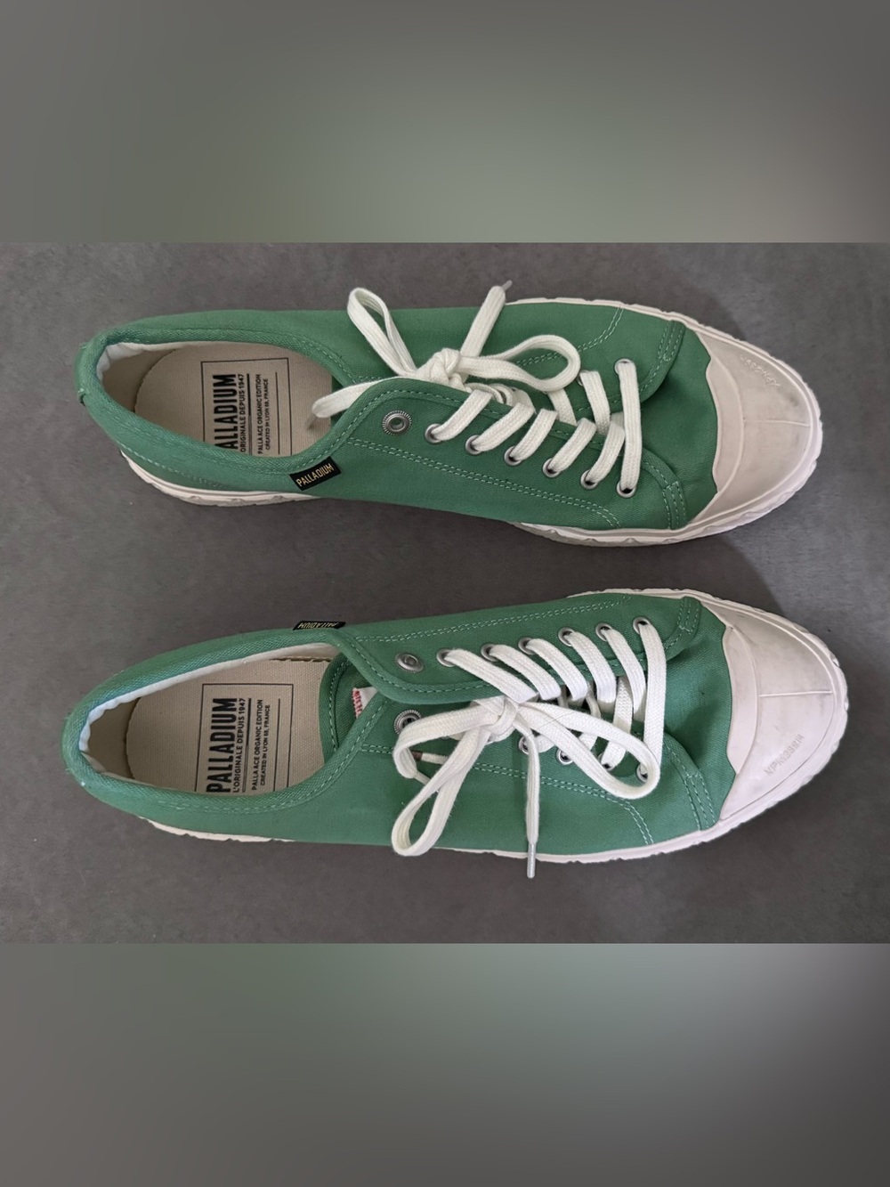 Men’s Palladium Green Canvas Low-Top Sneakers with White Sole
